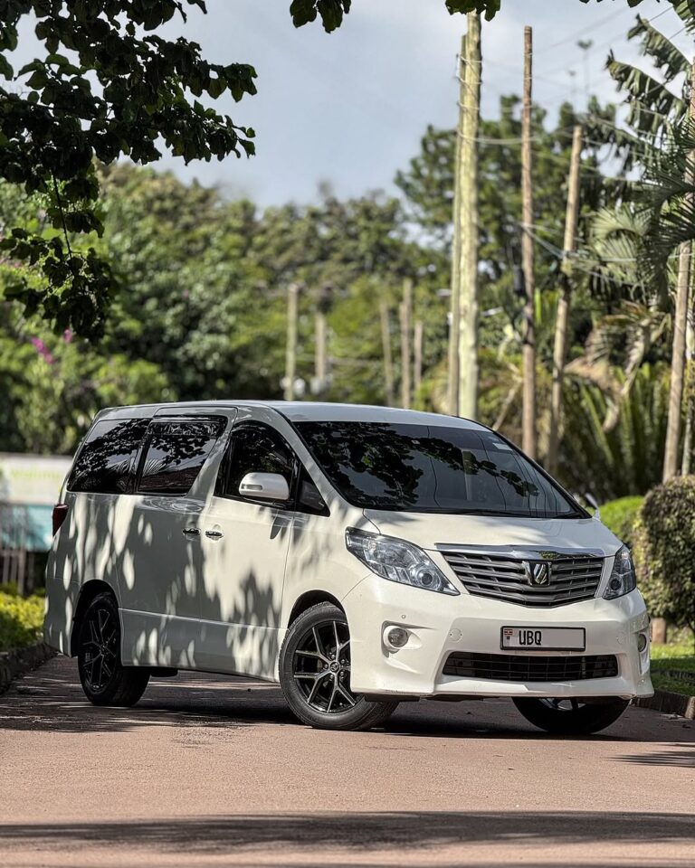 𝙏𝙊𝙔𝙊𝙏𝘼 𝘼𝙇𝙋𝙃𝘼𝙍𝘿 2008 _ 2.4𝙇𝙏𝙍 4𝙒𝘿 _➡️𝘼𝙪𝙩𝙤𝙢𝙖𝙩𝙞𝙘 𝘿𝙤𝙤𝙧 𝙐𝑟3