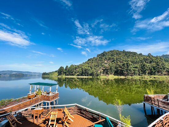 lake bunyonyi 2